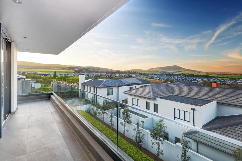 6 Bedroom Property for Sale in Clara Anna Fontein Western Cape